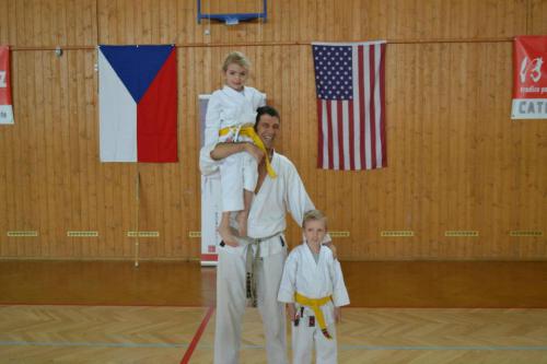 Klára a Viktor Škařupovi na semináři v Bystřici pod Hostýnem se sensei Avi Rokah 7. Dan, ITKF z USA. (2011)